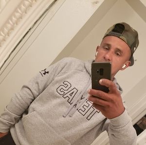 Meet your Posher, Manuel